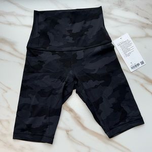 Lululemon Super High Rise Short 10”